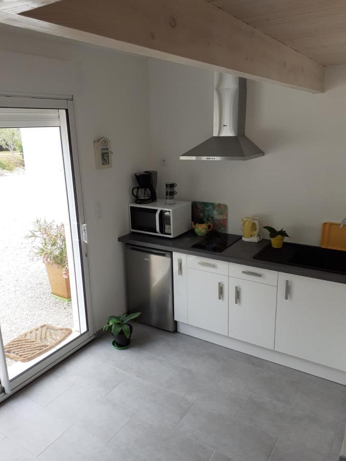 studio lumineux dans la coulée verte à Saint gilles croix de vie Esterno foto